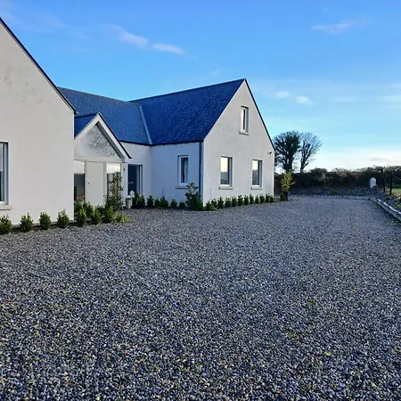 Lakeview Retreat Portroe