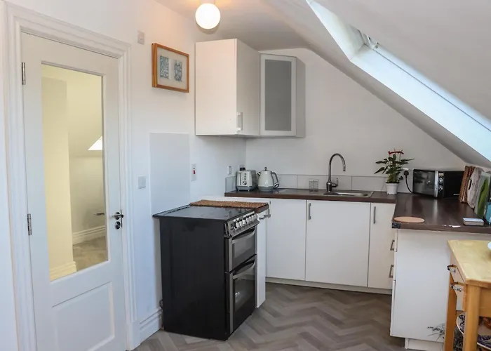 Tatil Evi Lakeview Retreat *